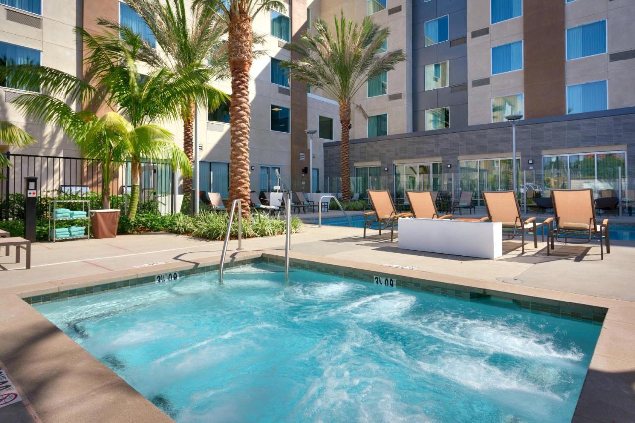 Courtyard By Marriott Los Angeles Lax/Hawthorne Hotel Exterior photo