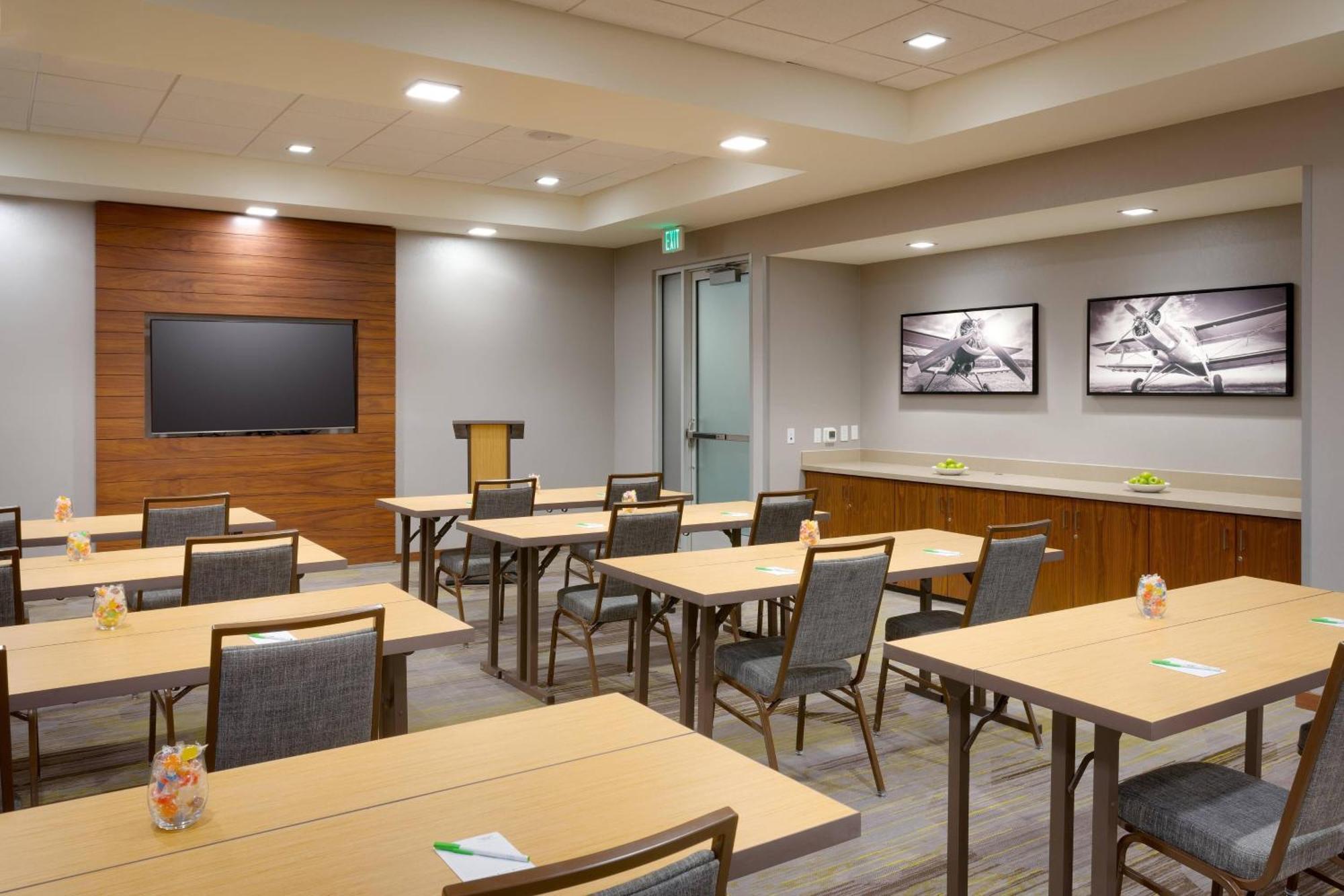 Courtyard By Marriott Los Angeles Lax/Hawthorne Hotel Exterior photo